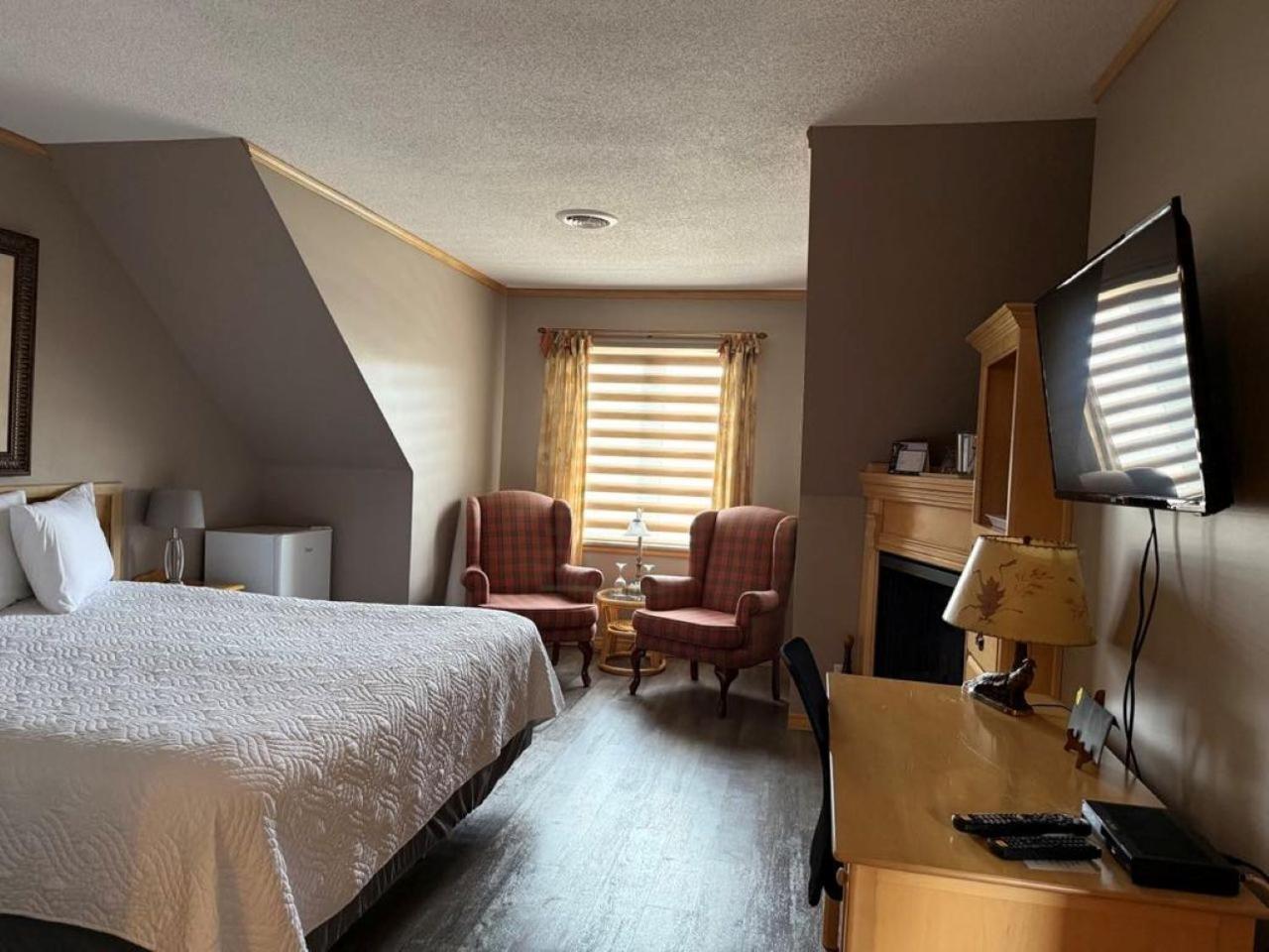Auberge MicKy Inc Edmundston Exterior foto